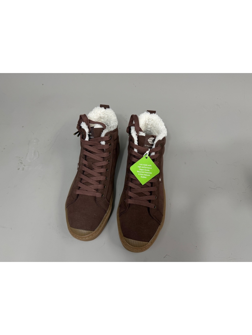 Cariuma men’s Brown High-Top Sneakers with Sherpa Lining, Size 9